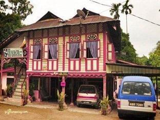 Homestay Bukit Gantang Hotel Taiping Exterior photo
