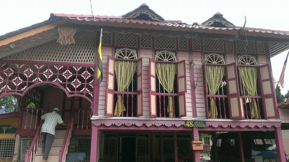 Homestay Bukit Gantang Hotel Taiping Exterior photo